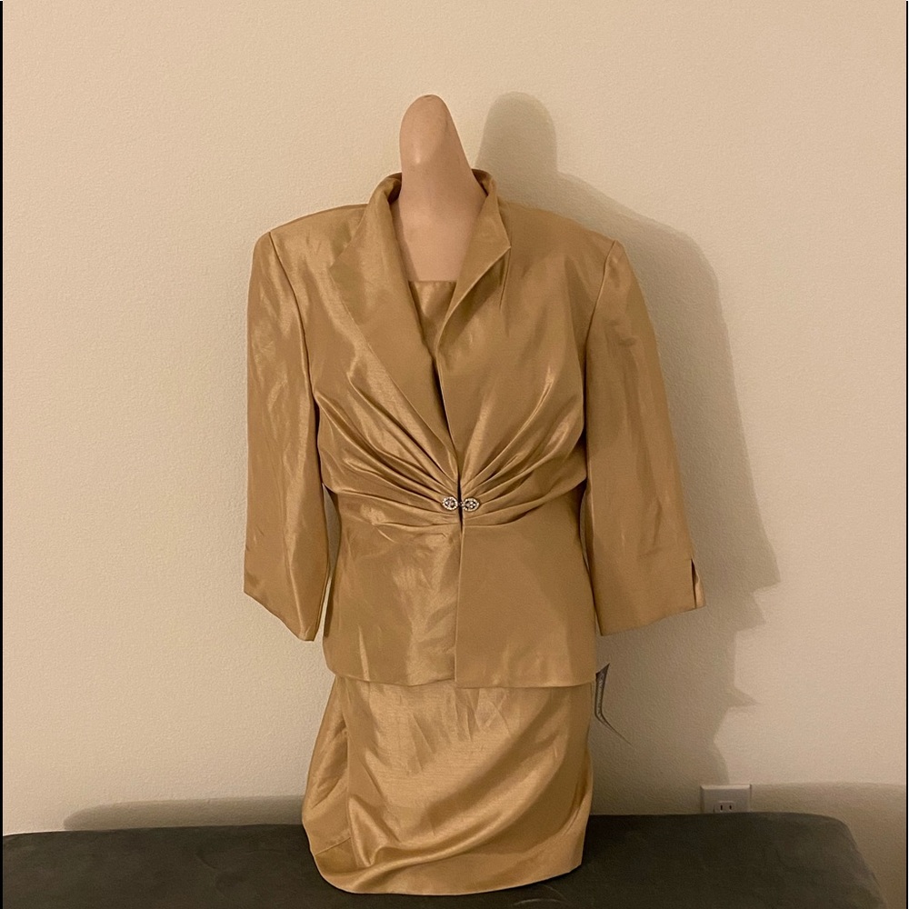 Jessica Howard Vintage Skirt & Jacket set.